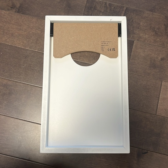 Down the rabbit Hole - Alice in Wonderland throwing game - Picture 4 of 11